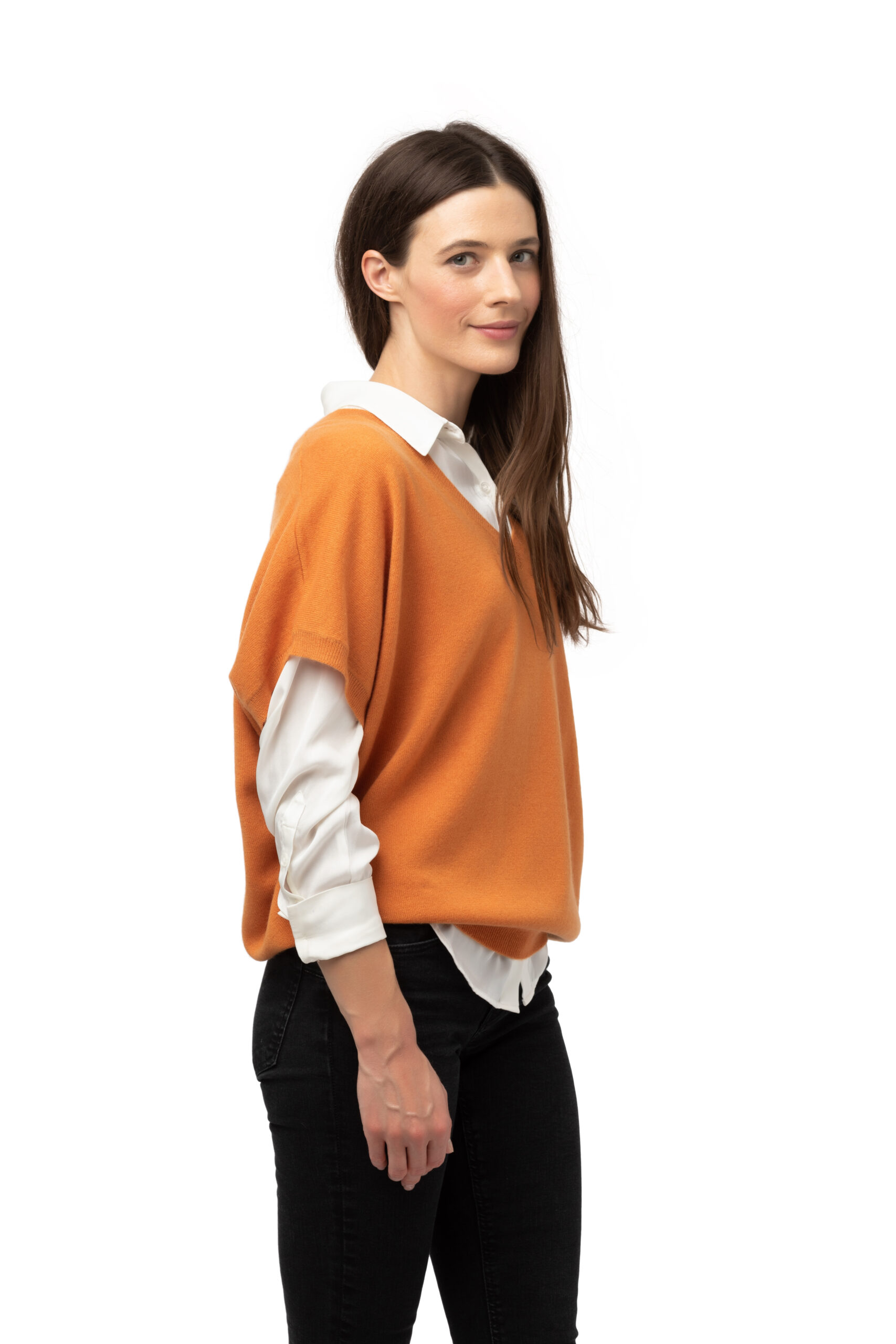 Tröja Elin-kortärmad v-ringad tröja i oversizemodell orange