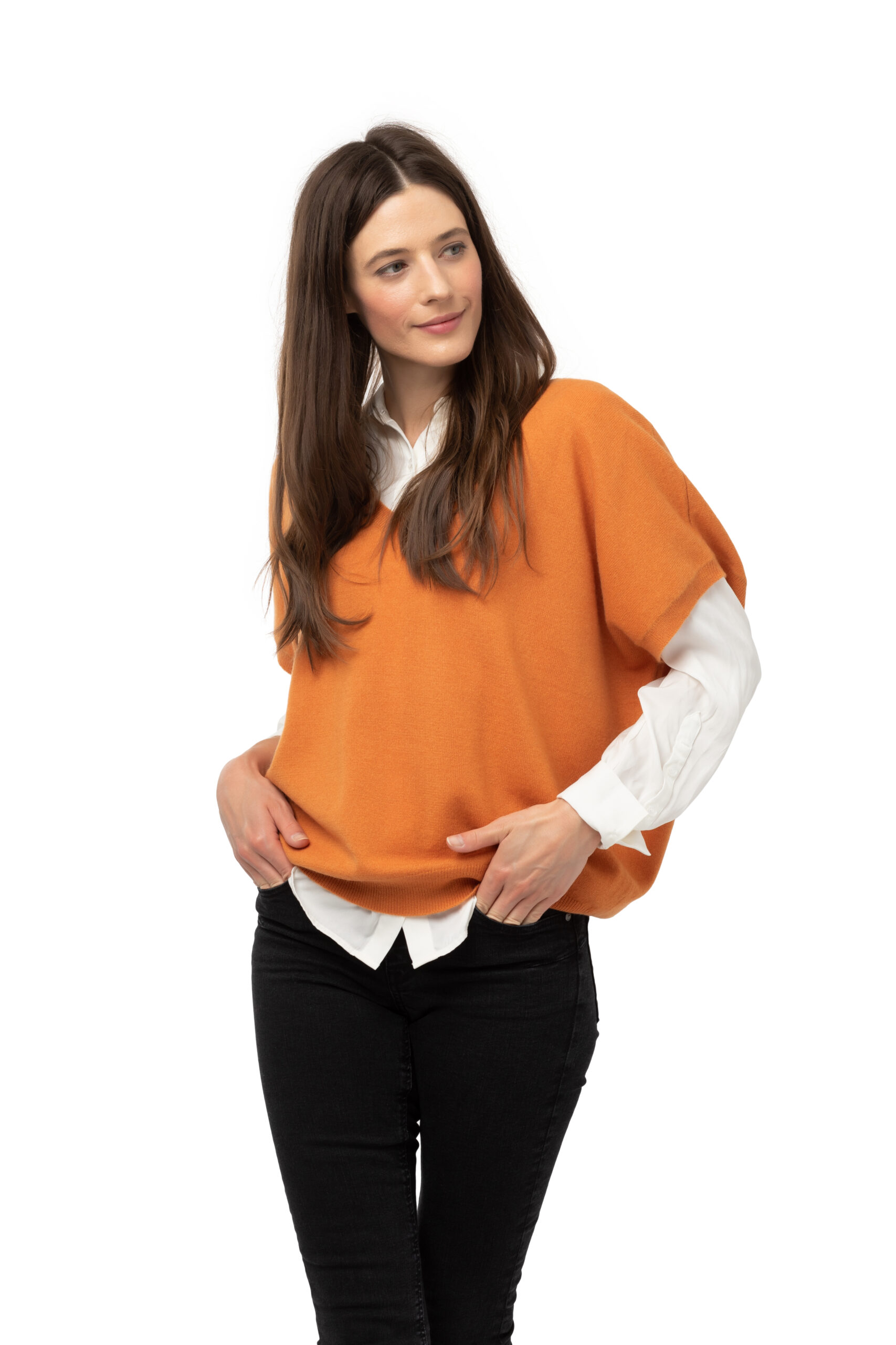 Tröja Elin-kortärmad v-ringad tröja i oversizemodell orange