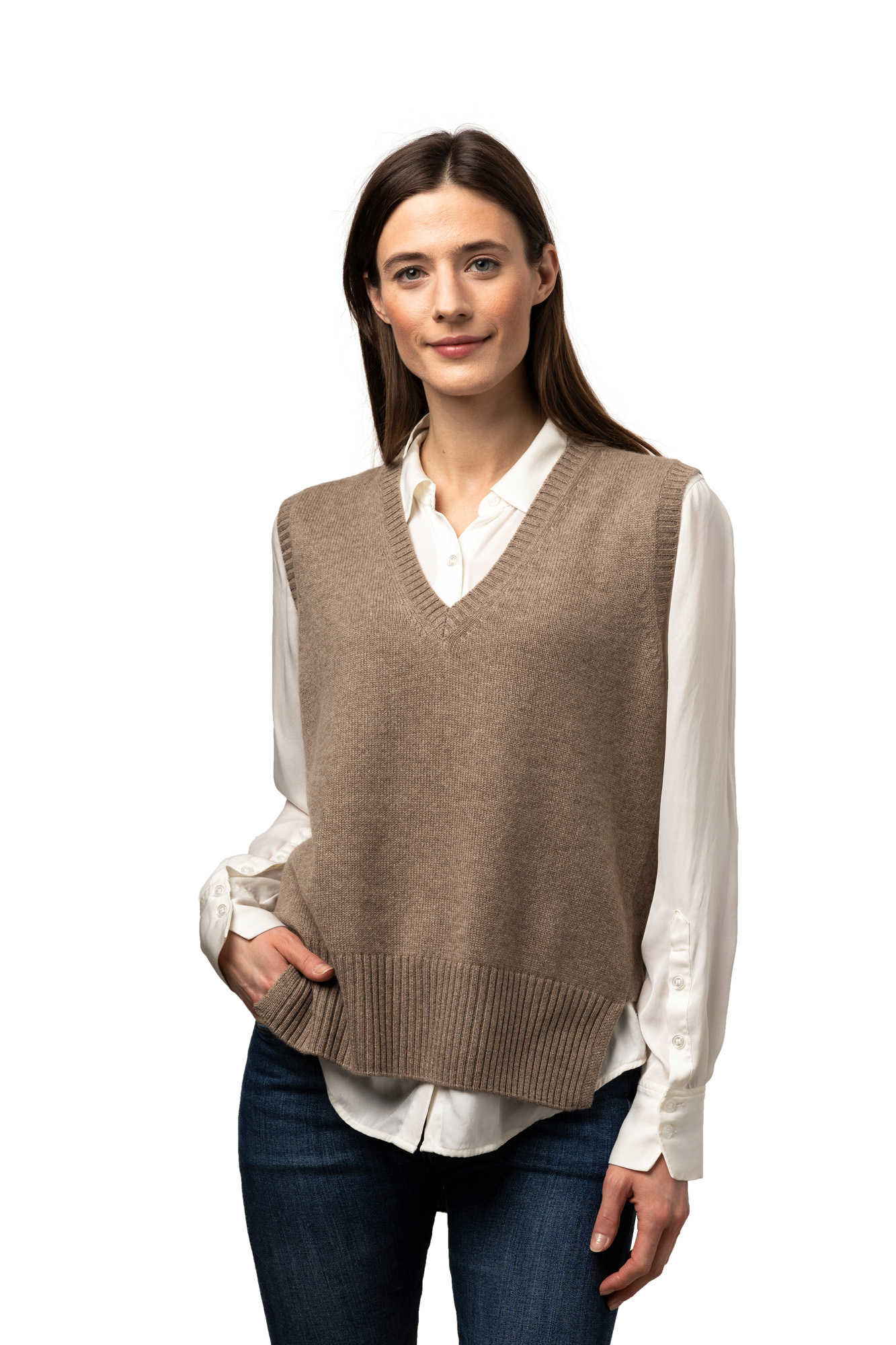 Väst Hedda- v-ringad stilren slätstickad väst beige