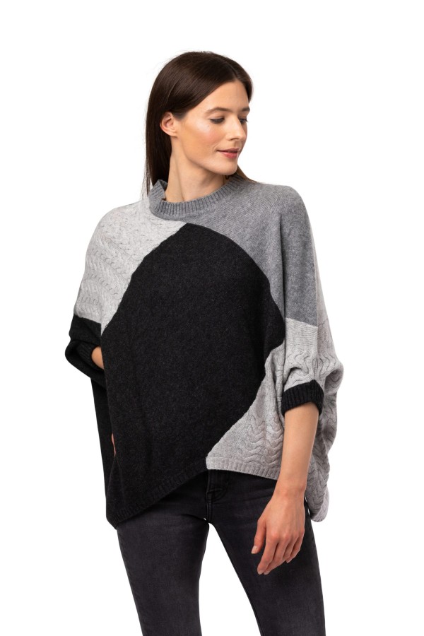 Lyx Poncho- En rundhalsad poncho med ärm grå
