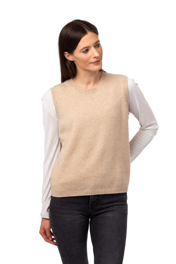 Väst Julia- en slätstickad basväst ljusbeige