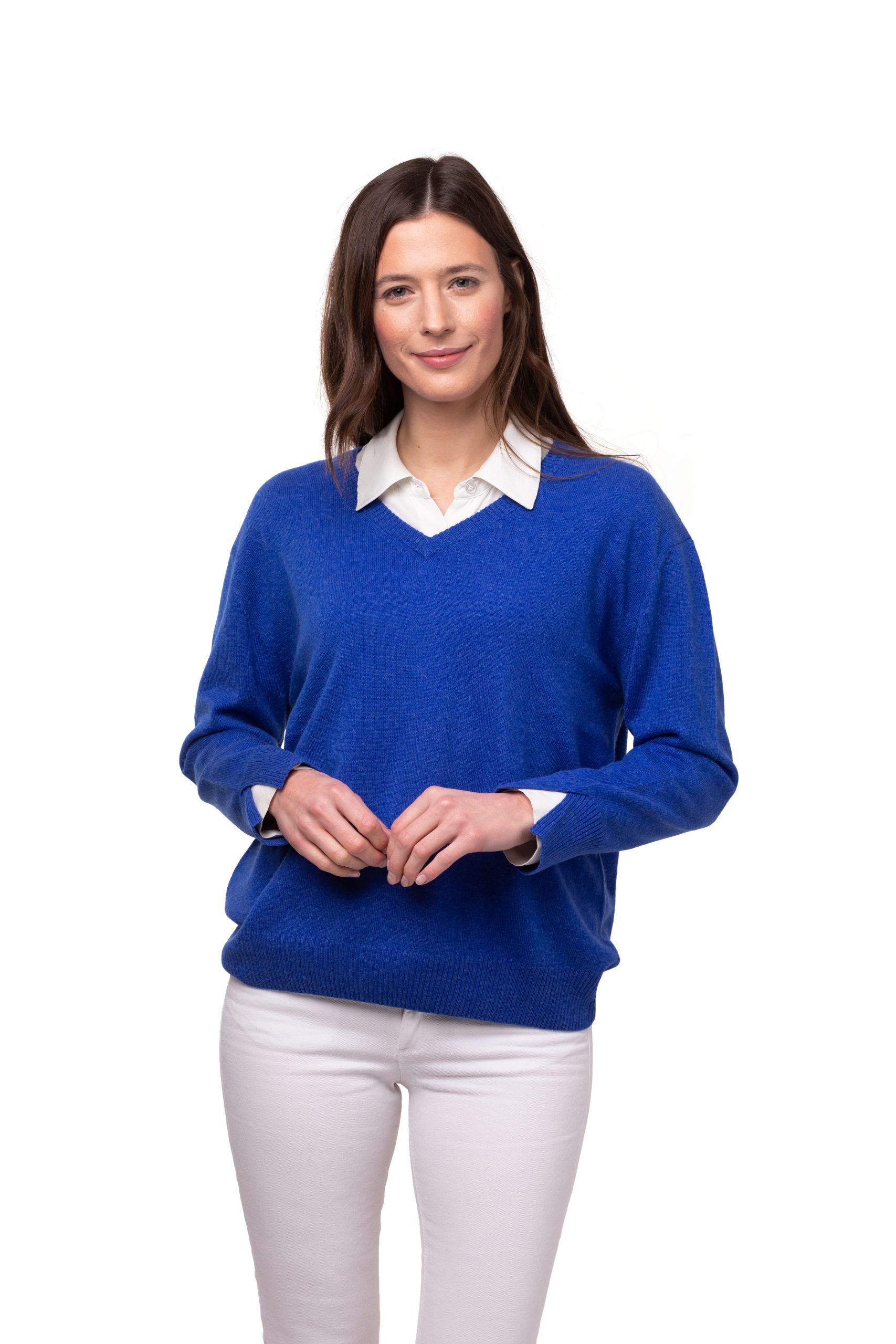 Tröja Ada - V-ringad klassisk tröja med fint sprund vid ärmens slut kornblå
