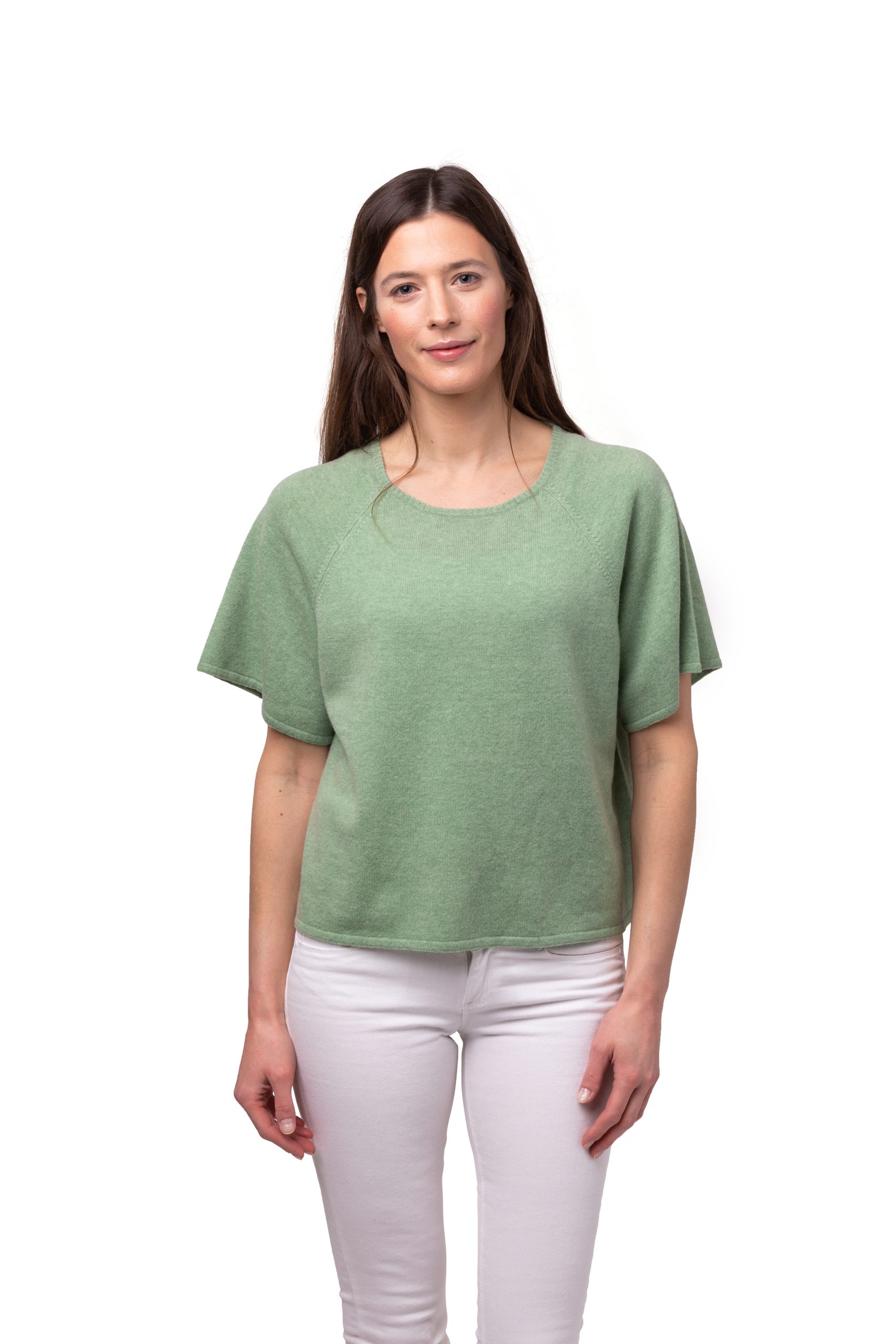 Tröja Sofia - Kortärmad slätstickad tröja med rund halsringning ljusgrön