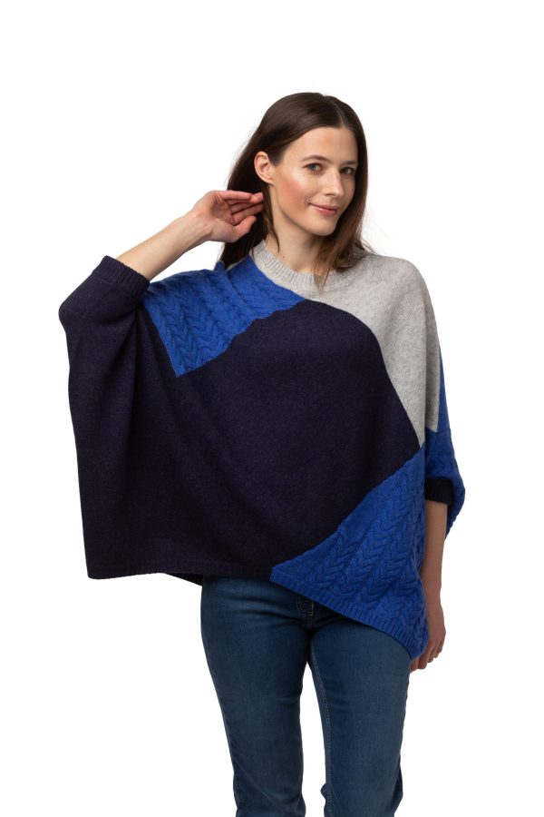Lyxponcho – en rundhalsad poncho tröja med halvkort ärm, kornblå,marinblå melange,ljusgrå