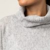 Tröja Lily poli- generös oversize tröja med mönsterstickning, ljusgrå